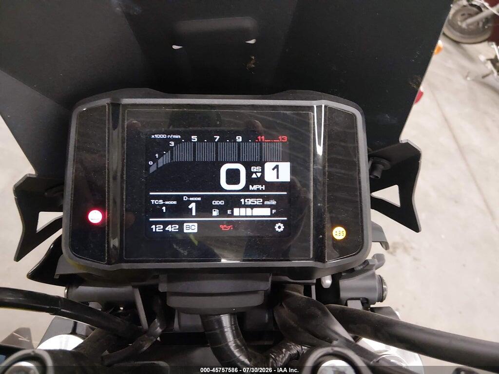 JYARN71E3NA002981 2022 YAMAHA MT09 photo no. 7