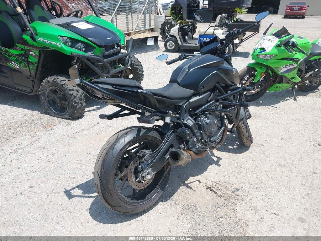 JYARM32E7NA005201 2022 YAMAHA MT07 photo no. 4