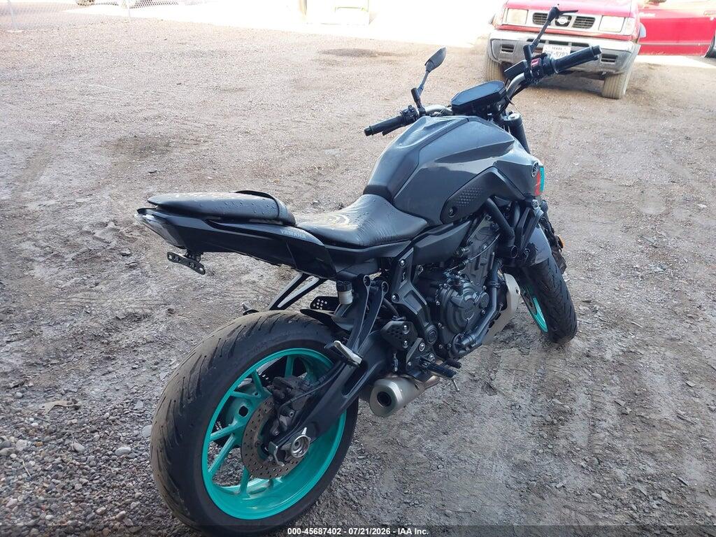 JYARM32E4NA006323 2022 YAMAHA MT07 photo no. 4