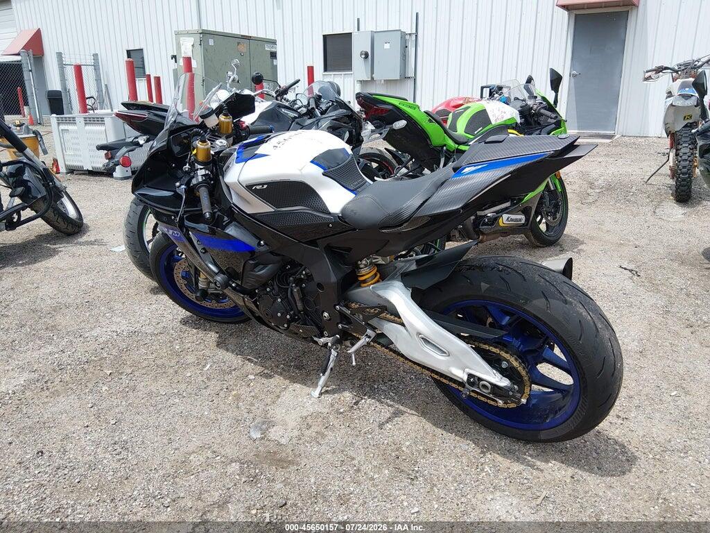 JYARN67E1NA000552 2022 YAMAHA YZFR1M photo no. 3