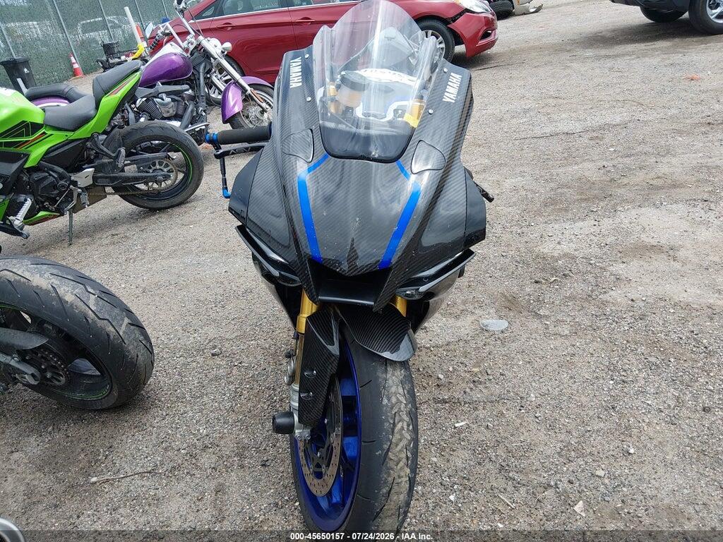 JYARN67E1NA000552 2022 YAMAHA YZFR1M photo no. 5
