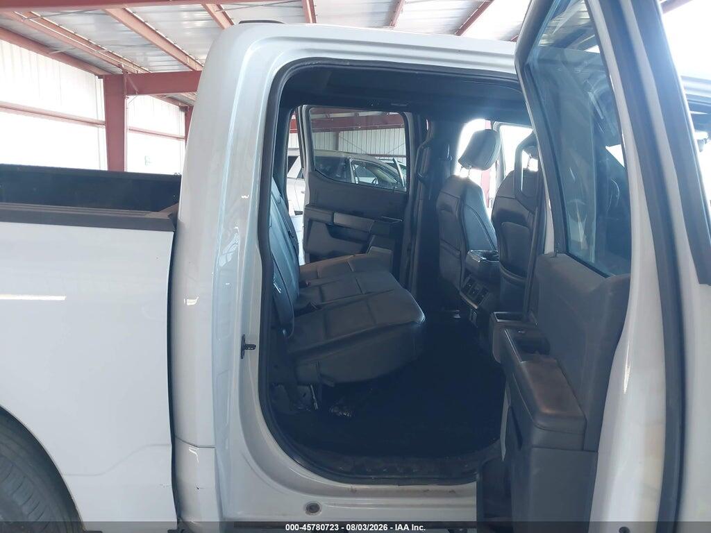 1FT6W1EV0PWG53258 2023 FORD F-150 LIGHTNING photo no. 8