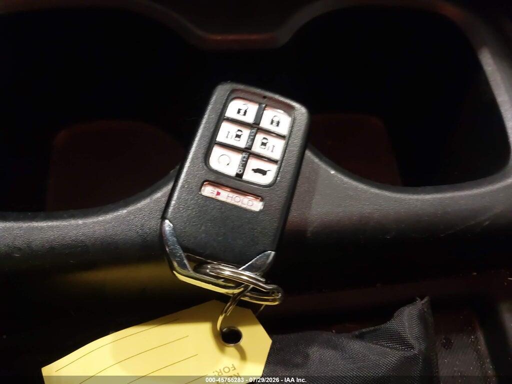 5FNRL6H71PB033989 2023 HONDA ODYSSEY photo no. 11