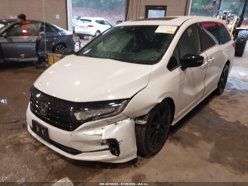 5FNRL6H71PB033989 2023 HONDA ODYSSEY photo no. 2