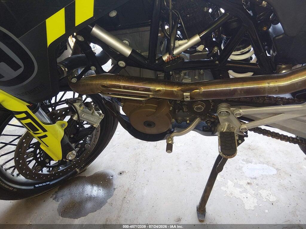 VBKUSV408PM757328 2023 HUSQVARNA SUPERMOTO 701 photo no. 9