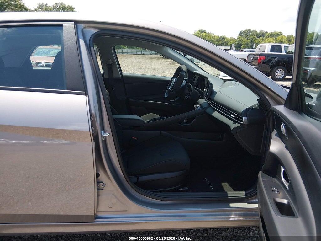 KMHLL4AG1PU533433 2023 HYUNDAI ELANTRA photo no. 5
