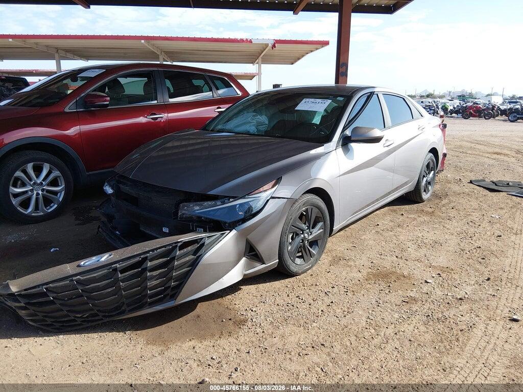 KMHLM4AG0PU438603 2023 HYUNDAI ELANTRA photo no. 2