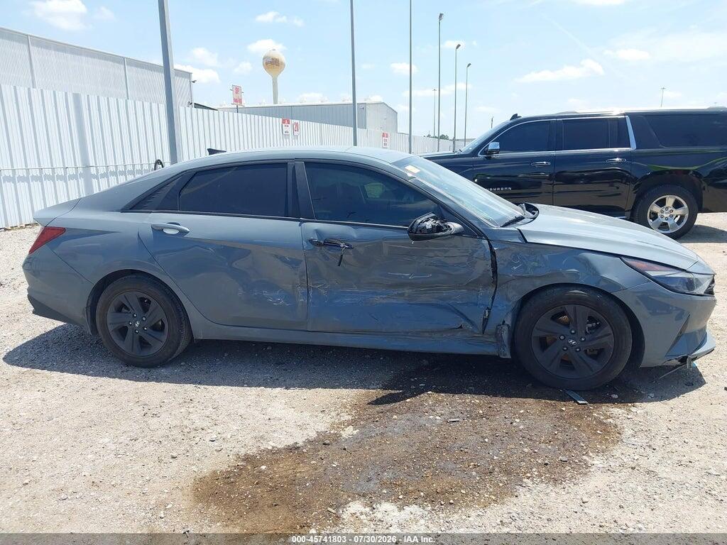 KMHLM4AG2PU424850 2023 HYUNDAI ELANTRA photo no. 12