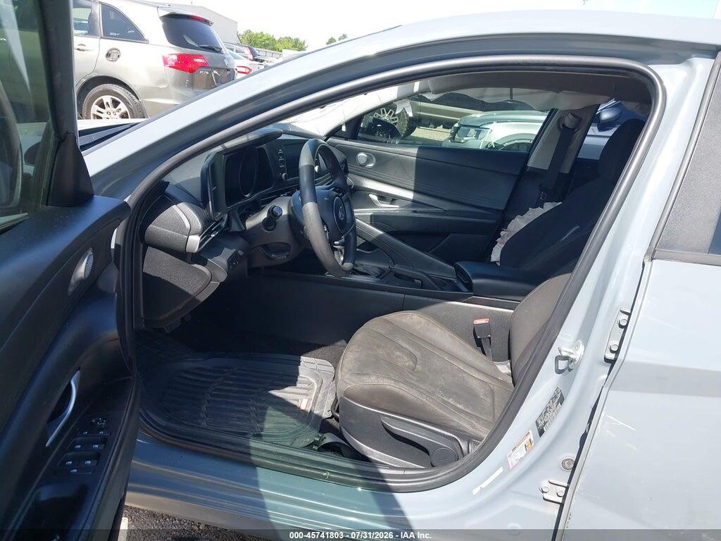 KMHLM4AG2PU424850 2023 HYUNDAI ELANTRA photo no. 5