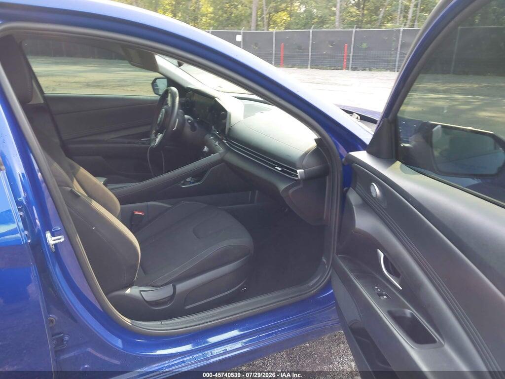 KMHLS4AG1PU463564 2023 HYUNDAI ELANTRA photo no. 5