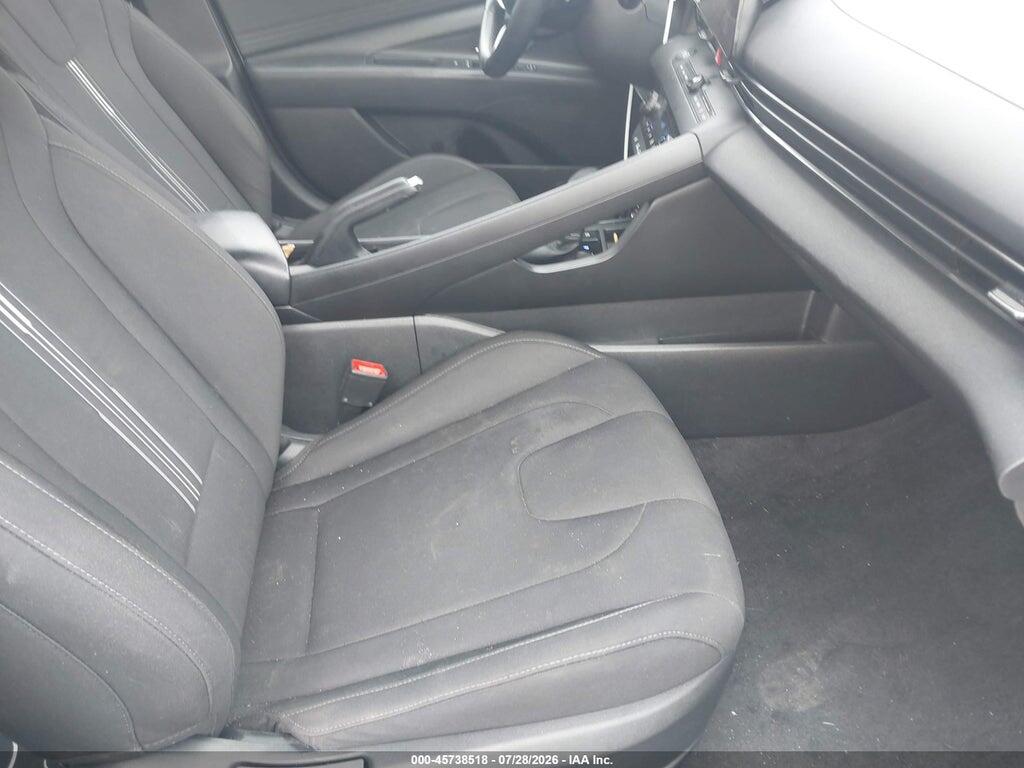 KMHLR4AF8PU577421 2023 HYUNDAI ELANTRA photo no. 5