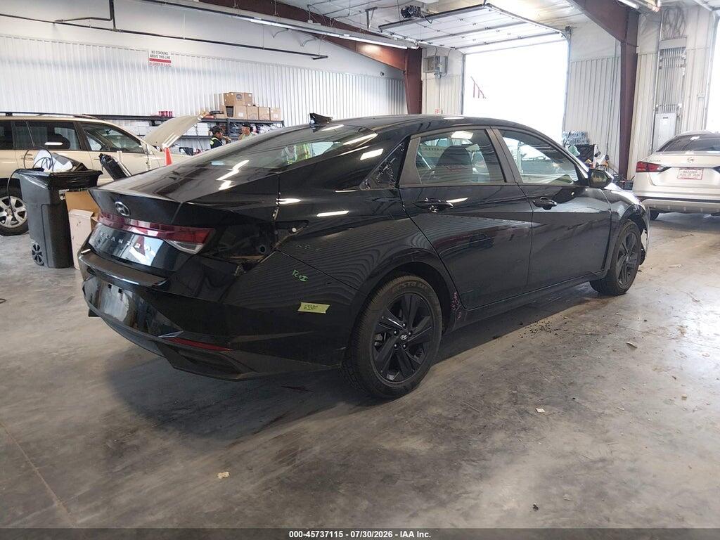 5NPLM4AG2PH087935 2023 HYUNDAI ELANTRA photo no. 4