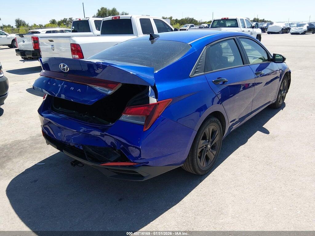 KMHLM4AG7PU396883 2023 HYUNDAI ELANTRA photo no. 4