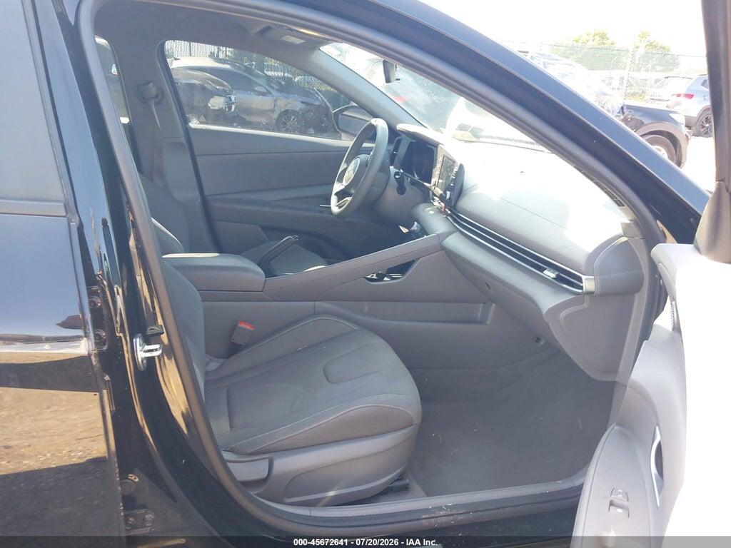 KMHLM4AG2PU436013 2023 HYUNDAI ELANTRA photo no. 5