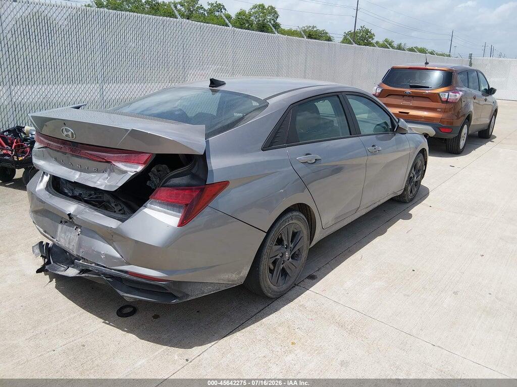 KMHLM4AGXPU438883 2023 HYUNDAI ELANTRA photo no. 4