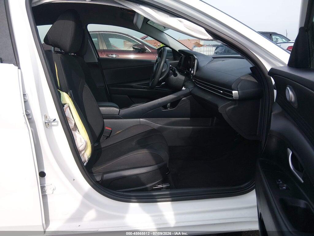 5NPLM4AG7PH100761 2023 HYUNDAI ELANTRA photo no. 5