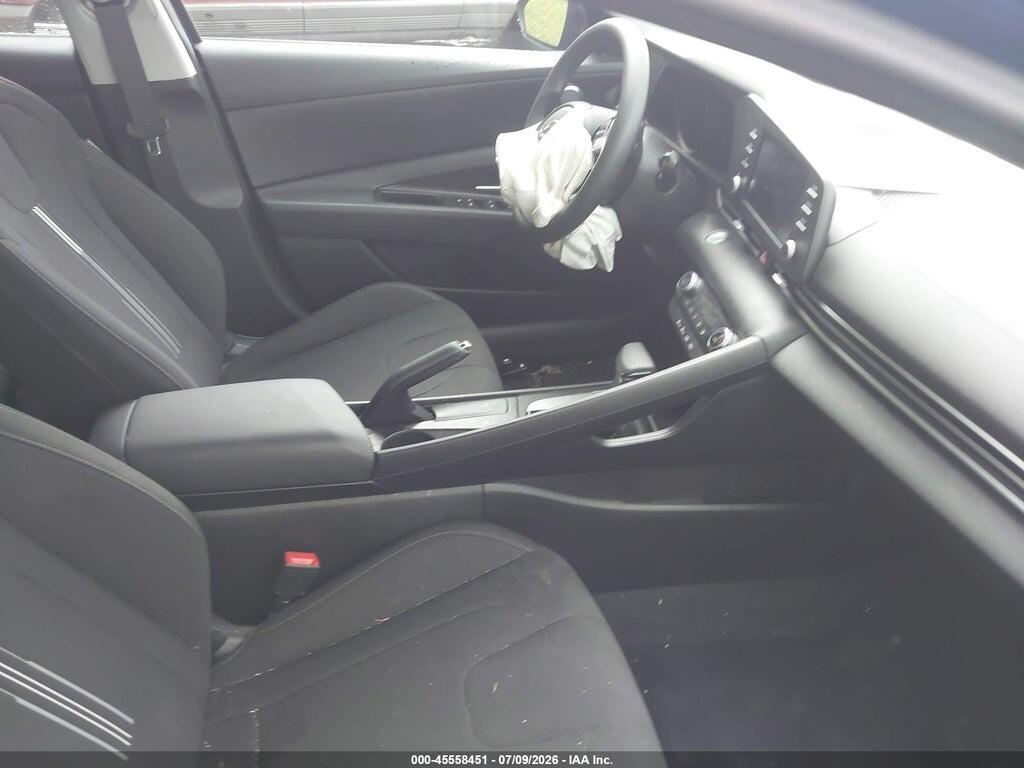 5NPLM4AG6PH117308 2023 HYUNDAI ELANTRA photo no. 5