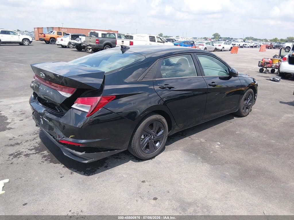 5NPLM4AG7PH103465 2023 HYUNDAI ELANTRA photo no. 4