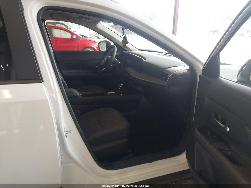 3N8AP6CE9TL313747 2026 NISSAN KICKS photo no. 5
