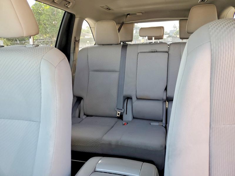 2017 TOYOTA HIGHLANDER LE — Фото 10 из 14