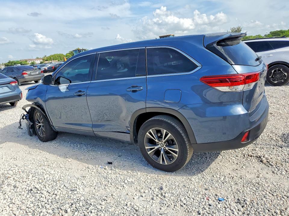 2017 TOYOTA HIGHLANDER LE — Фото 2 из 14