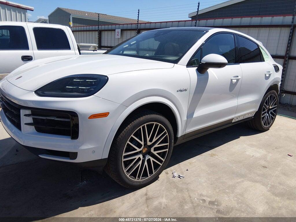 WP1BE2AY9TDA45007 2026 PORSCHE CAYENNE E-HYBRID COUPE photo no. 2