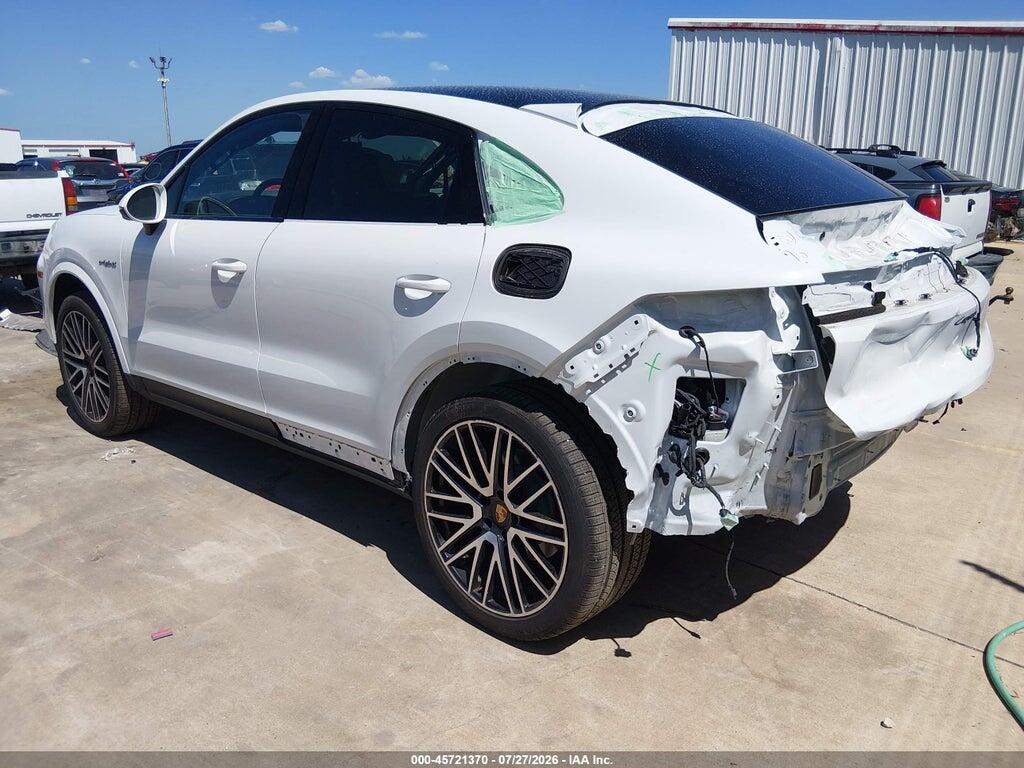 WP1BE2AY9TDA45007 2026 PORSCHE CAYENNE E-HYBRID COUPE photo no. 3