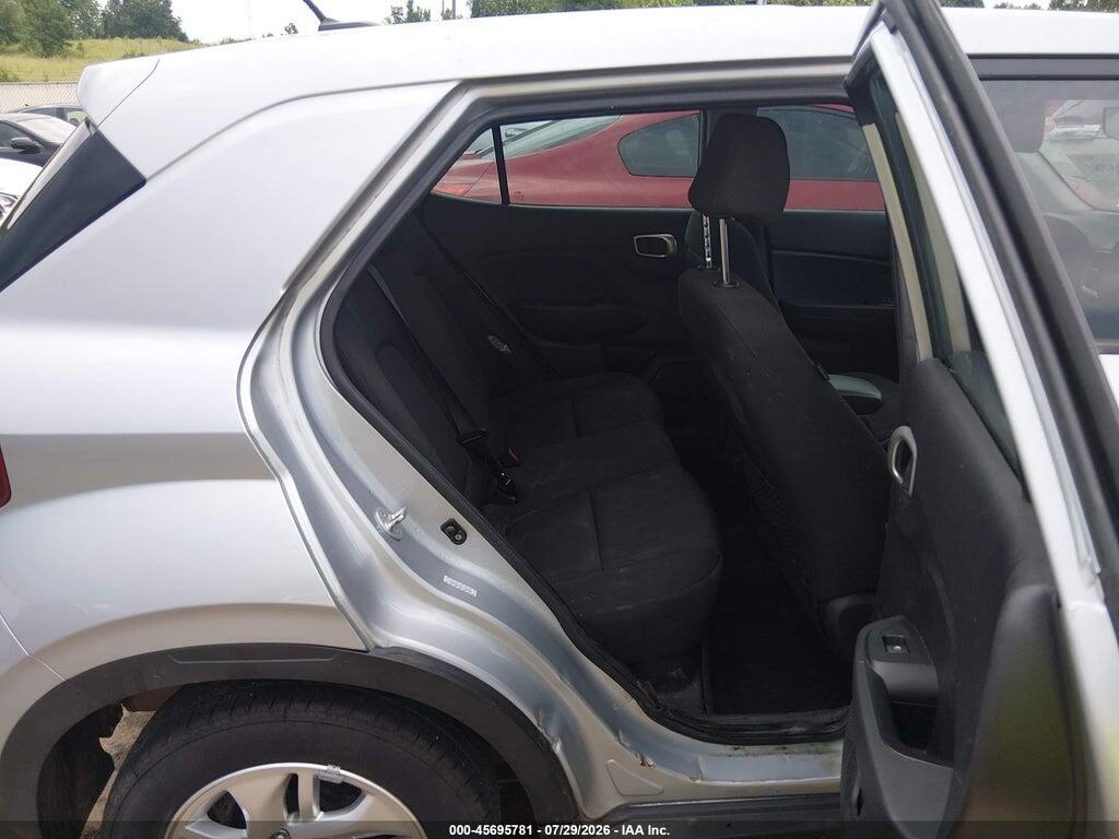 KMHRB8A35PU220595 2023 HYUNDAI VENUE photo no. 8