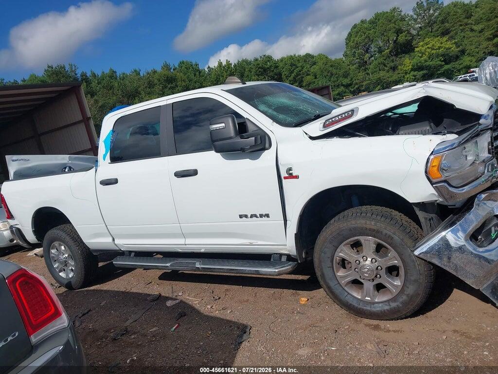 2024 RAM 2500 BIG HORN — Фото 13 из 16
