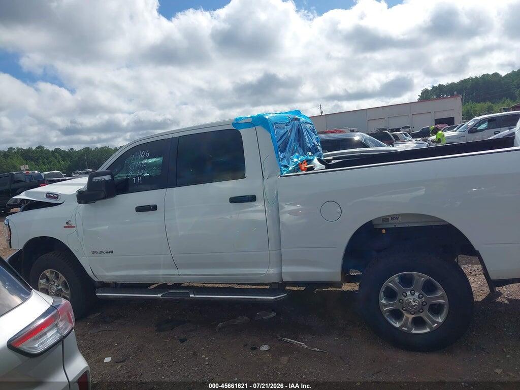 2024 RAM 2500 BIG HORN — Фото 14 из 16