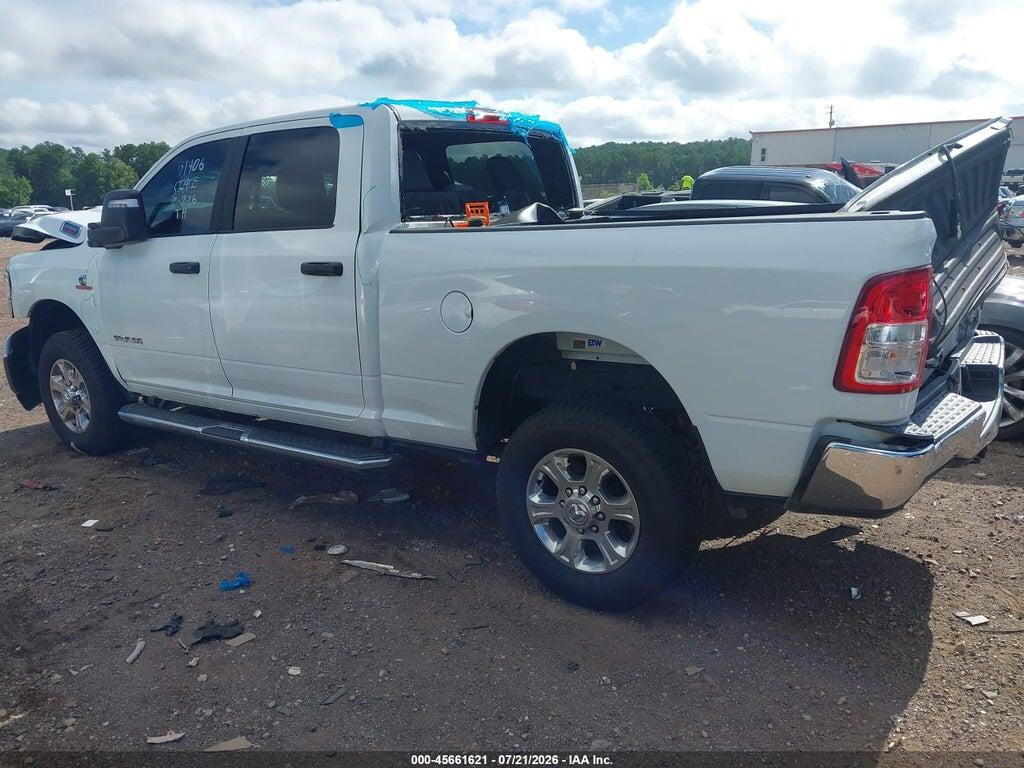2024 RAM 2500 BIG HORN — Фото 3 из 16