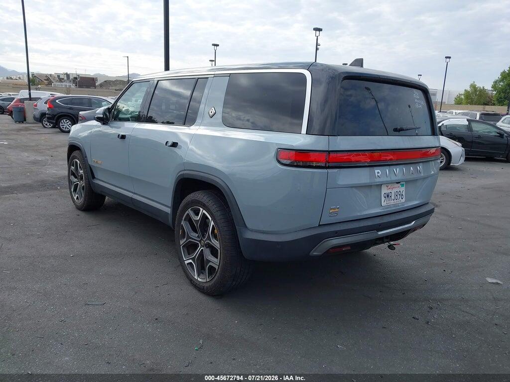 7PDSGABA2RN039164 2024 RIVIAN R1S photo no. 3