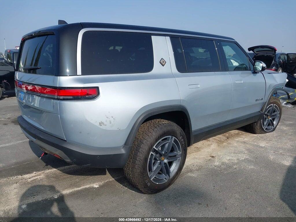 7PDSGGBA6TN080102 2026 RIVIAN R1S photo no. 4