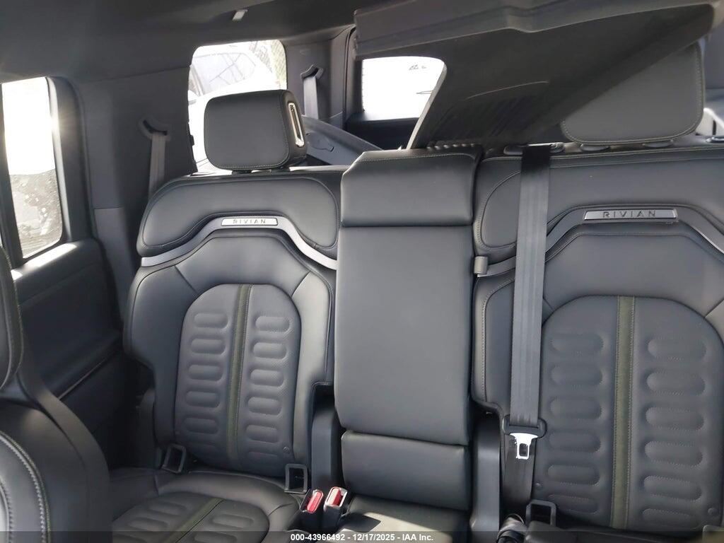 7PDSGGBA6TN080102 2026 RIVIAN R1S photo no. 8
