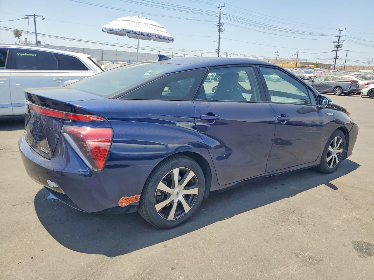JTDBVRBD3HA001955 2017 TOYOTA MIRAI photo no. 3