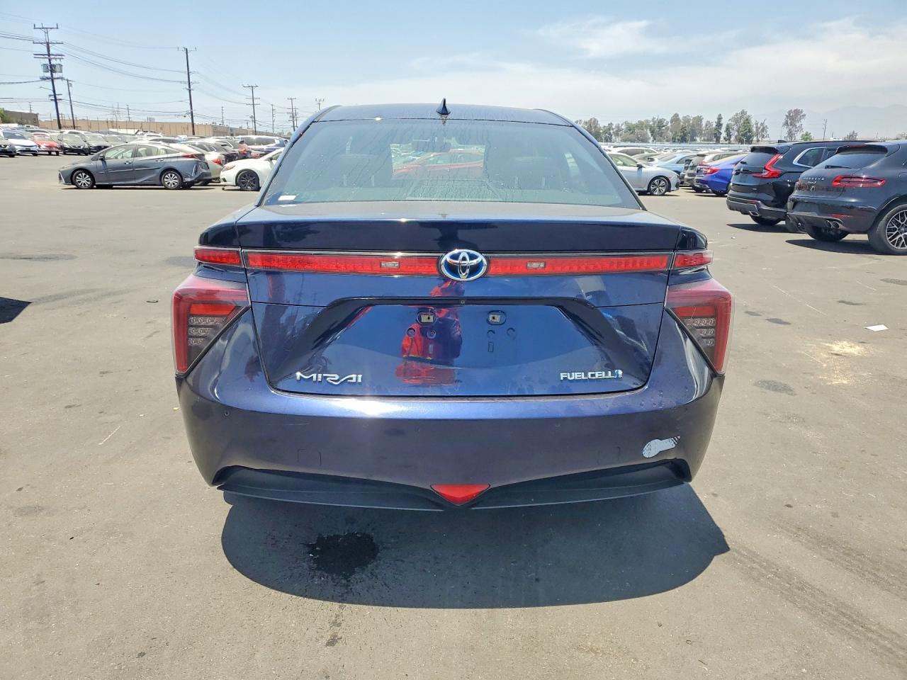 JTDBVRBD3HA001955 2017 TOYOTA MIRAI photo no. 6