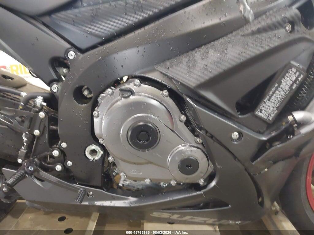 JS1GR7MA1T7101697 2026 SUZUKI GSX-R750 photo no. 8