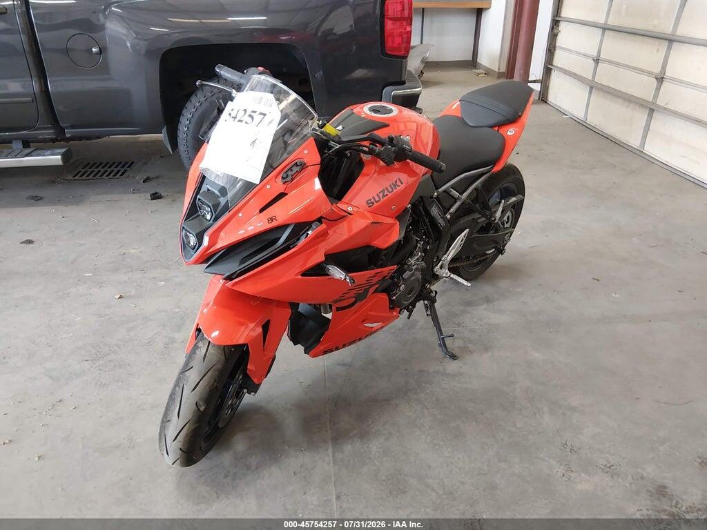 JS1EM13B2T7101835 2026 SUZUKI GSX800 photo no. 2