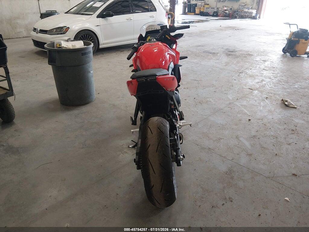 JS1EM13B2T7101835 2026 SUZUKI GSX800 photo no. 6