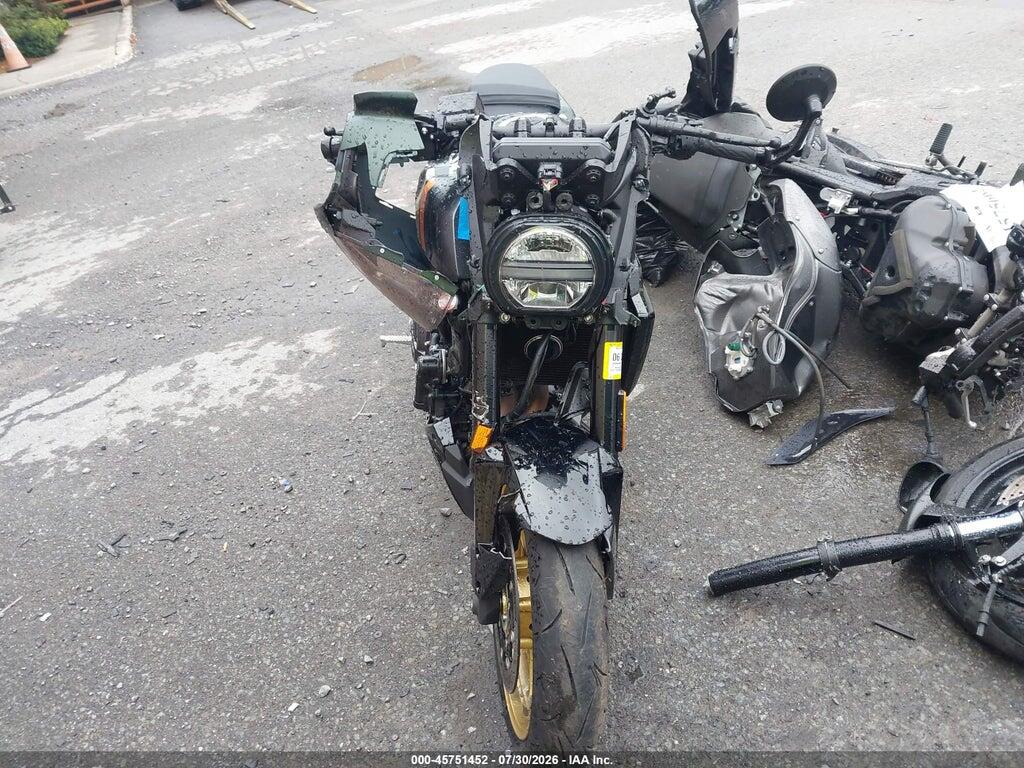 JS1EM16B3T7100415 2026 SUZUKI GSX800 photo no. 5