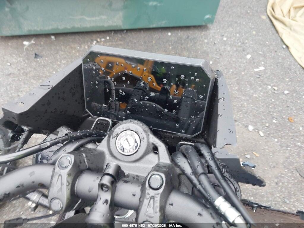 JS1EM16B3T7100415 2026 SUZUKI GSX800 photo no. 7