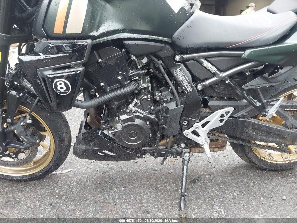 JS1EM16B3T7100415 2026 SUZUKI GSX800 photo no. 9