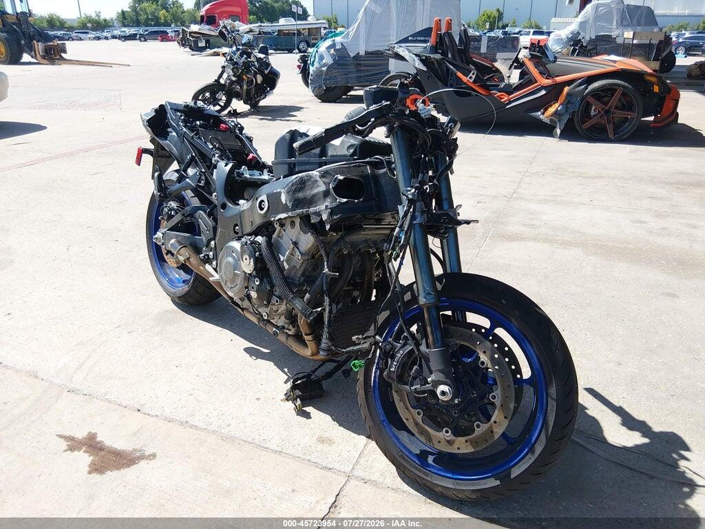 2026 SUZUKI GSX1300 JS1EJ11B9T7100905