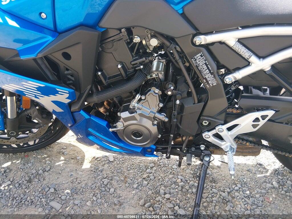 JS1EM13B8T7100835 2026 SUZUKI GSX800 photo no. 9