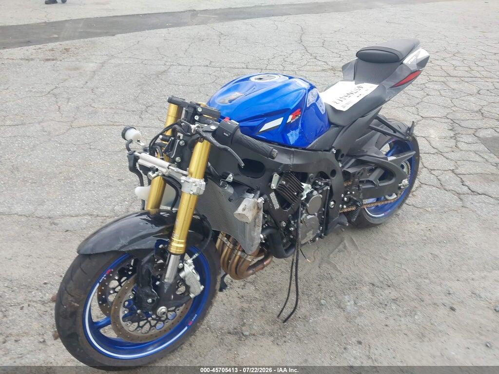 JS1GR7MA3T7101412 2026 SUZUKI GSX-R750 photo no. 2