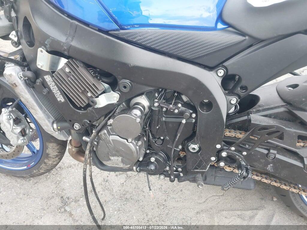 JS1GR7MA3T7101412 2026 SUZUKI GSX-R750 photo no. 9