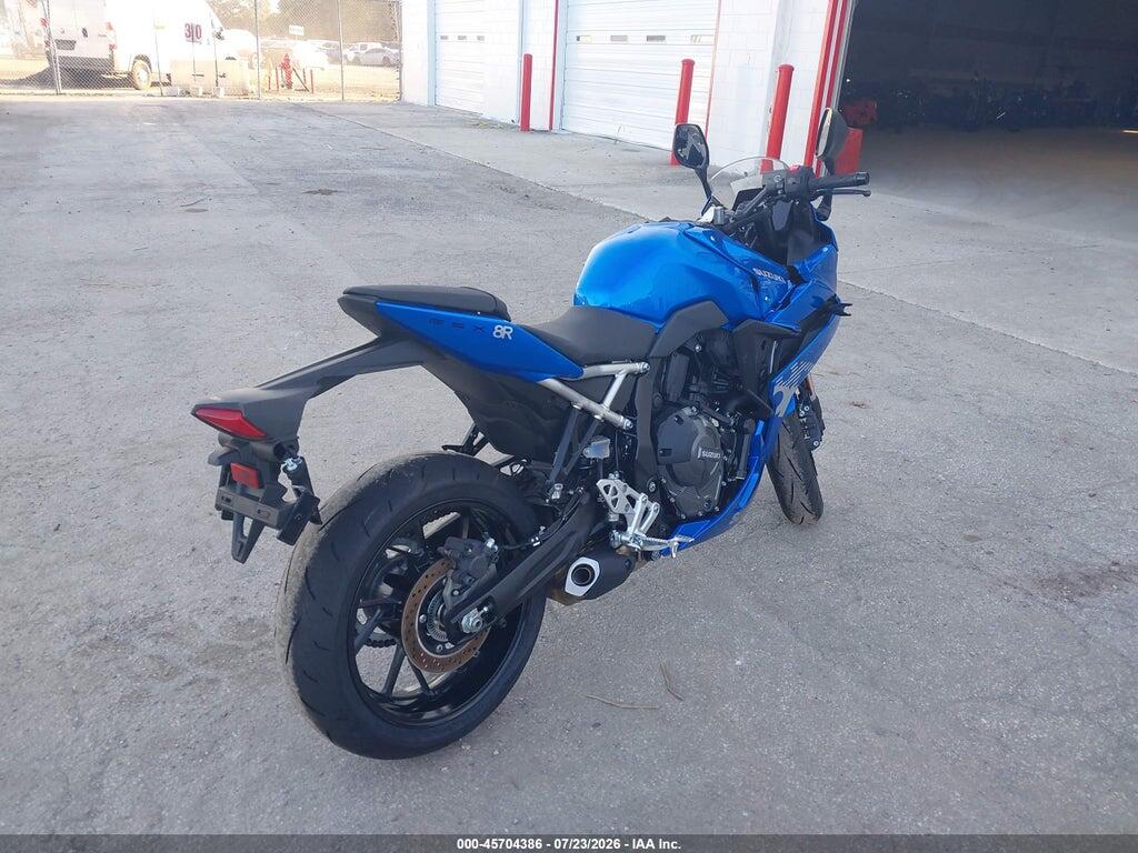 JS1EM13B4T7100654 2026 SUZUKI GSX800 photo no. 4