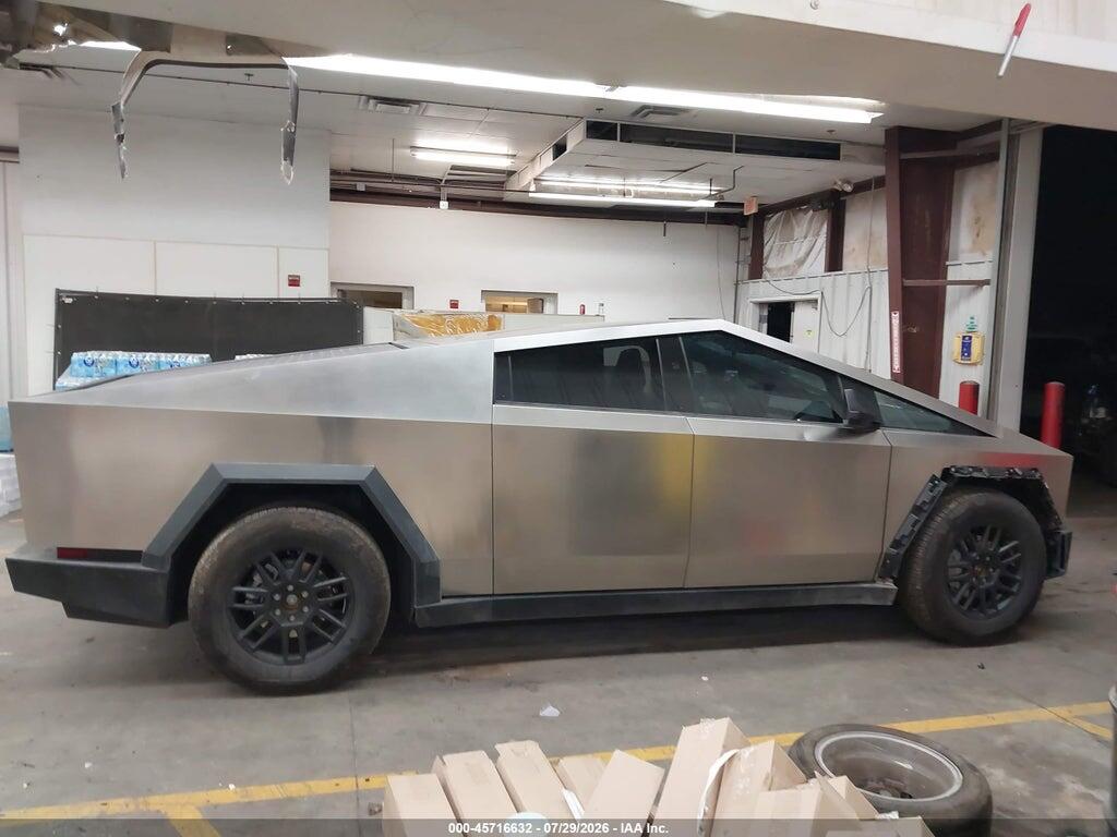 7G2CEHEDXTA090864 2026 TESLA CYBERTRUCK photo no. 12