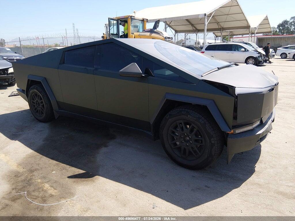 7G2CEHED4TA091413 2026 TESLA CYBERTRUCK photo no. 1