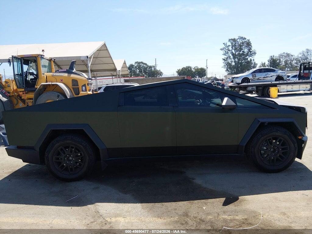 7G2CEHED4TA091413 2026 TESLA CYBERTRUCK photo no. 12